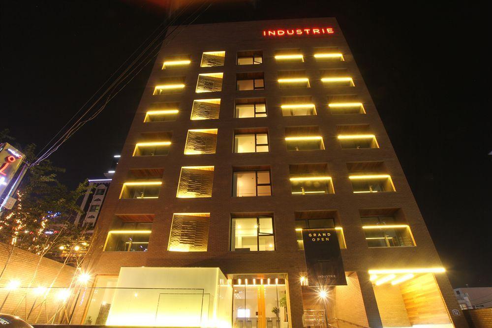 Industrie Business Hotel Пусан Экстерьер фото